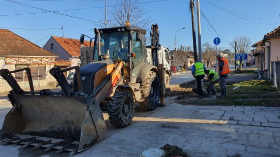 Opstina-Mionica-Рехабилитација-тротоара-у-Мионици-3 Opstina-Mionica-Рехабилитација-тротоара-у-Мионици-3