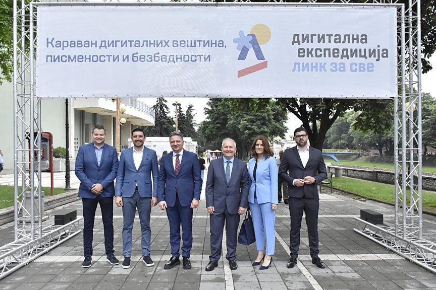 Ministar informisanja Mihailo Jovanović 1 Ministar informisanja Mihailo Jovanović 1