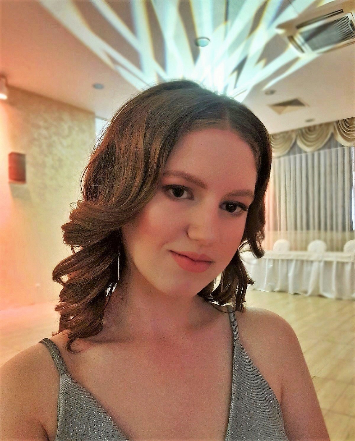 Maja Pavlović - Đak generacije Ekonomske škole Maja Pavlović - Đak generacije Ekonomske škole