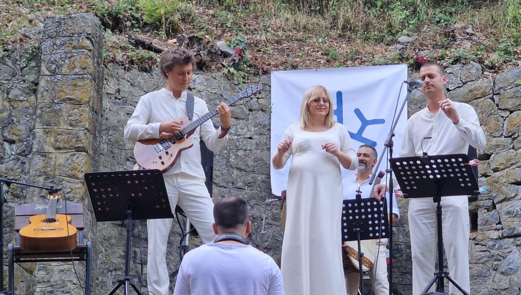 Poliptih valjevo koncert (14) Poliptih valjevo koncert (14)
