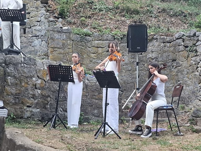 Poliptih valjevo koncert (5) Poliptih valjevo koncert (5)