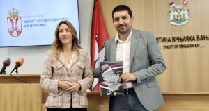Lazar Gojković i Dubravka Đedović Handanović