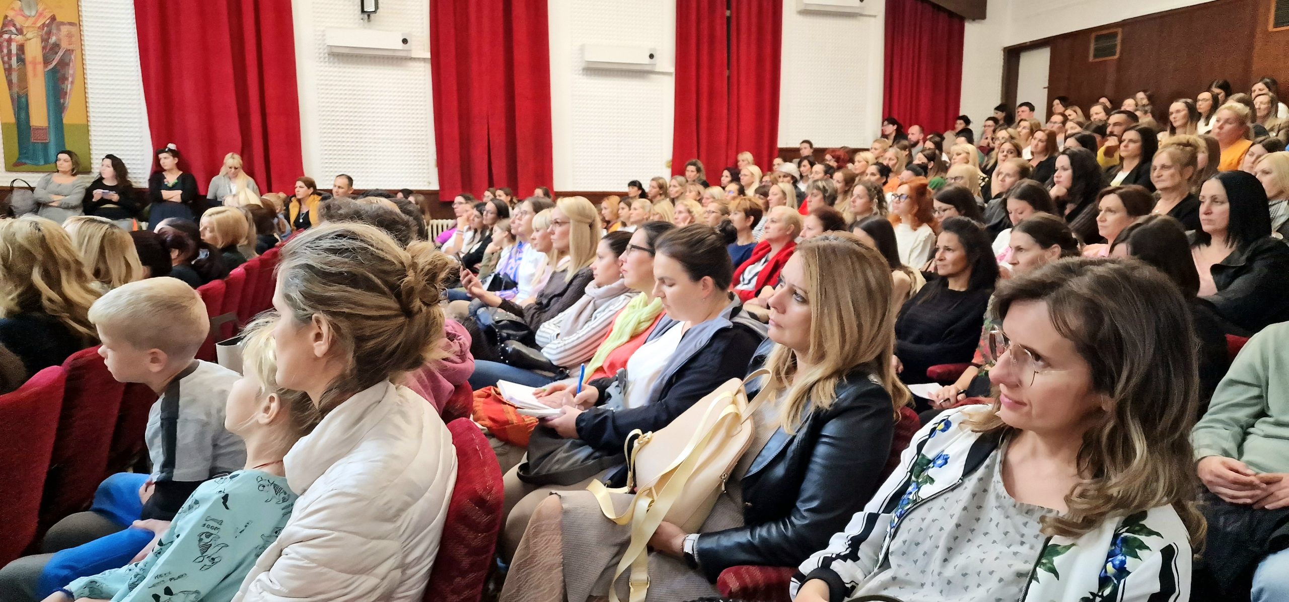 Predavanje Dr Ranka Rajovića u Valjevu (3) Predavanje Dr Ranka Rajovića u Valjevu (3)