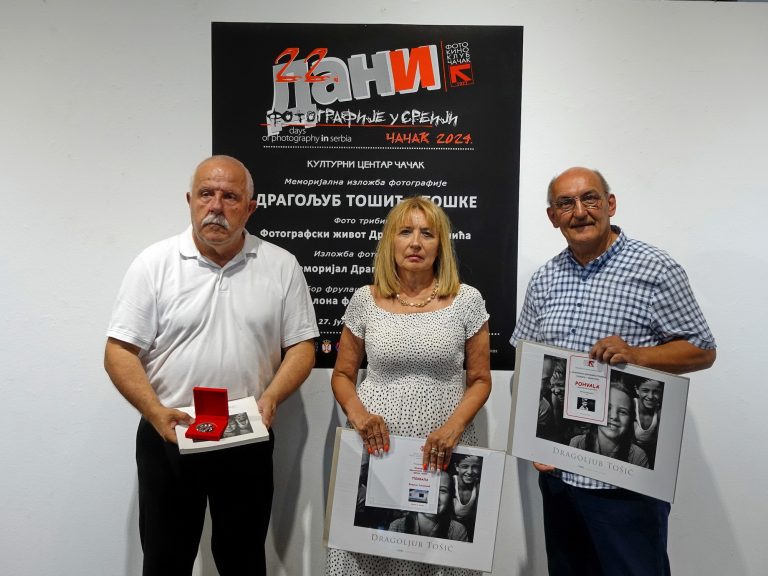Nagradjeni autori u Čačku_foto Aleksandar Jovanović Nagradjeni autori u Čačku_foto Aleksandar Jovanović
