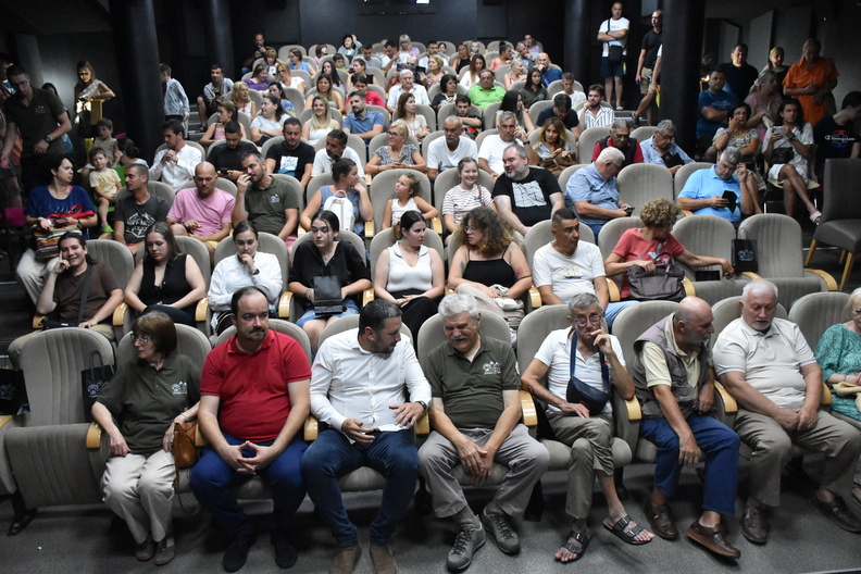 Projekcija Filma Istrazivač Projekcija Filma Istrazivač