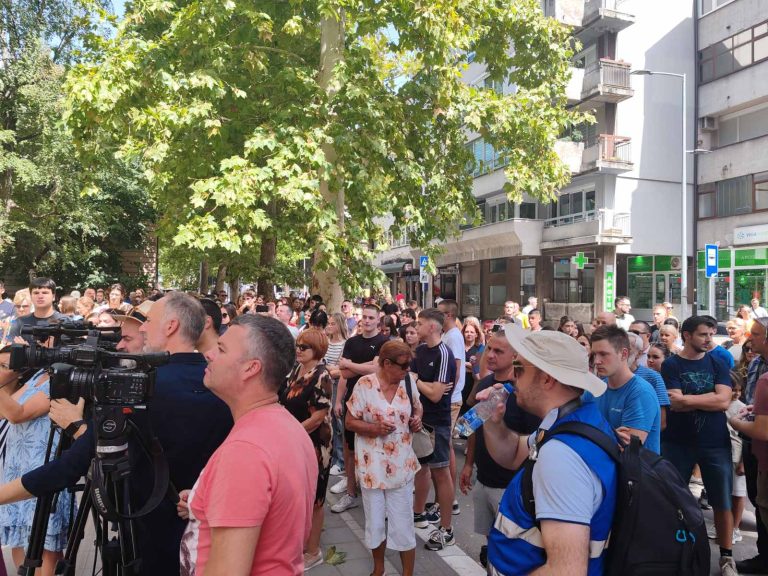 Gimnazija Valjevo protest Gimnazija Valjevo protest
