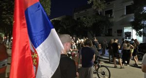 Protest Valjevskog zbora ispred SPS a (2)