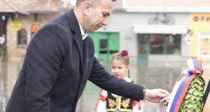 Полагање венца, Сретење (2)