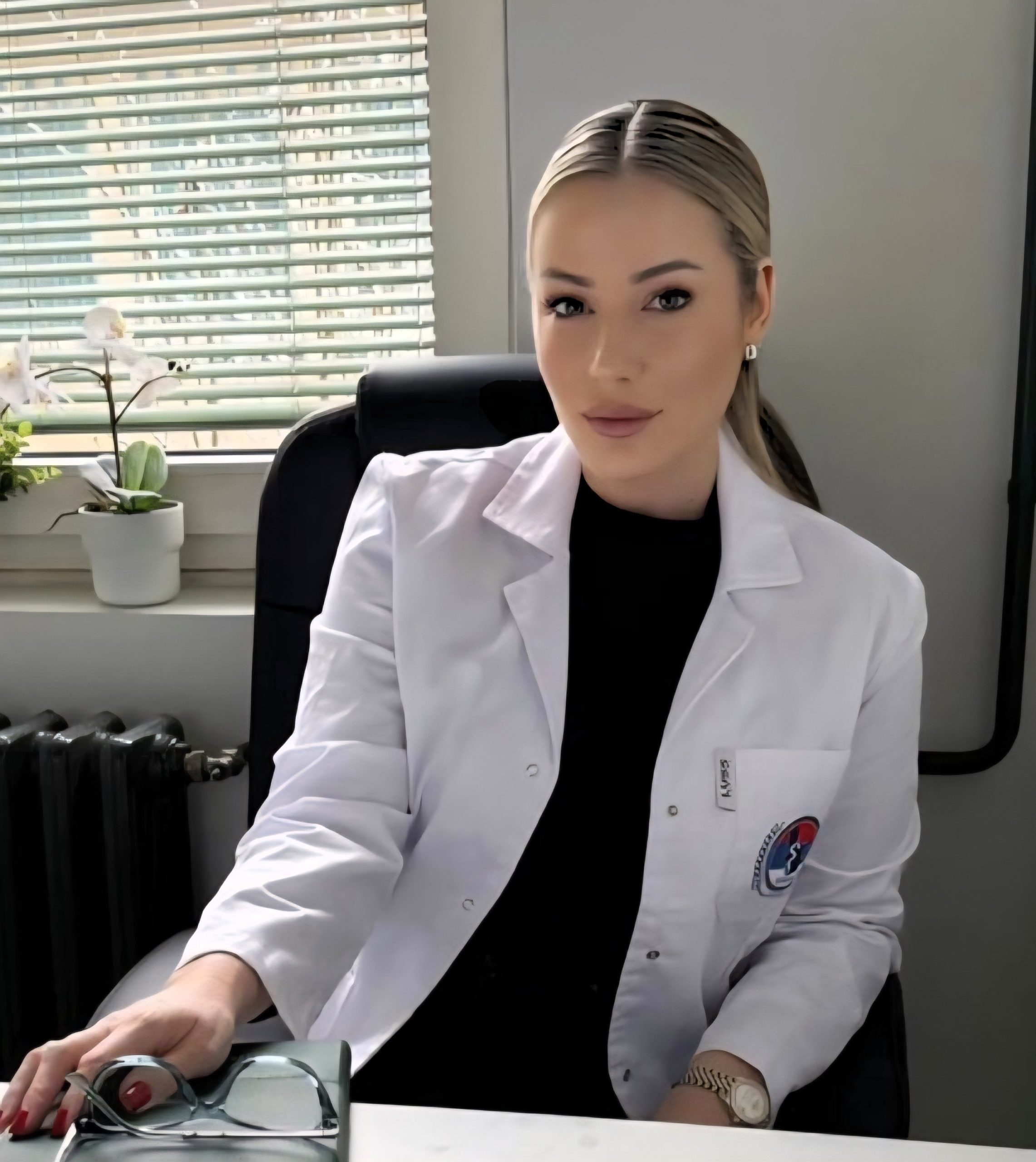 Dr Aleksandra Aničić (1) Dr Aleksandra Aničić (1)