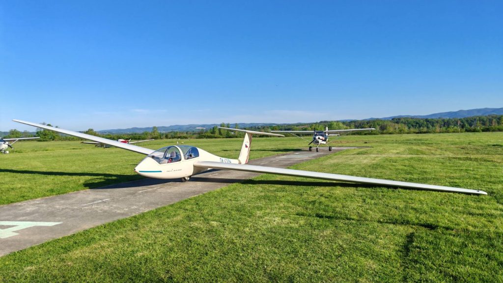 Twin Astir AK Valjevo 2 Twin Astir AK Valjevo 2