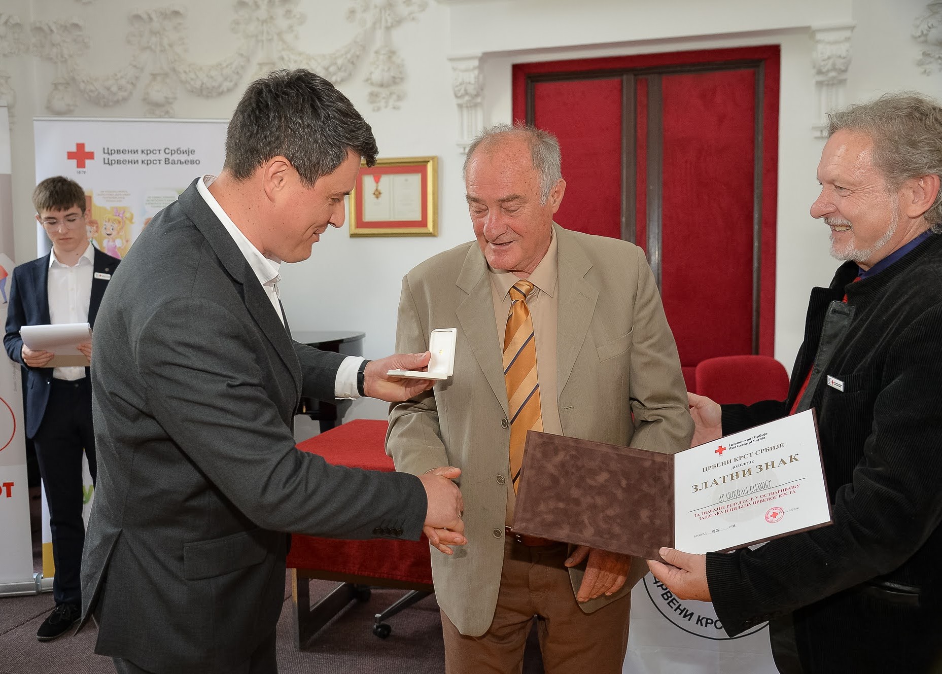 2026 05 08 Svetski dan Crvenog krsta Svecanost (11) Zlatni znak dr Nikola Simic